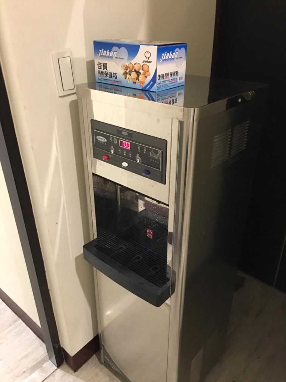 Hotel Travel Box Ču-pej Exteriér fotografie